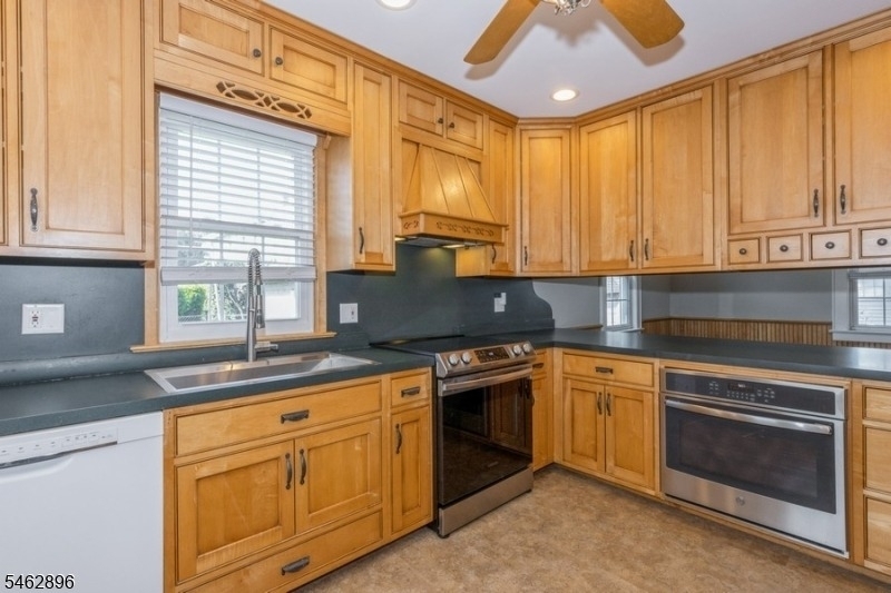 123 New St - Photo 7