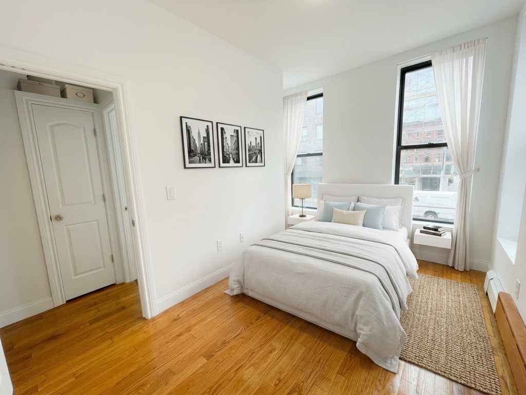 West 125th Street - Photo 4