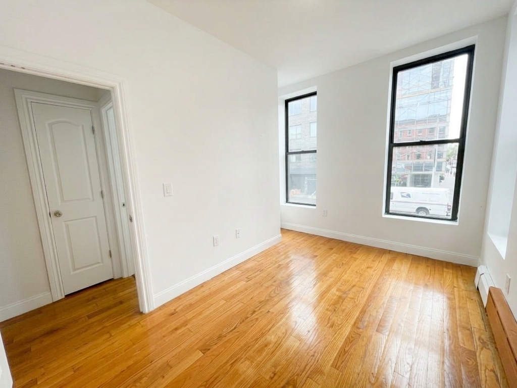 West 125th Street - Photo 5