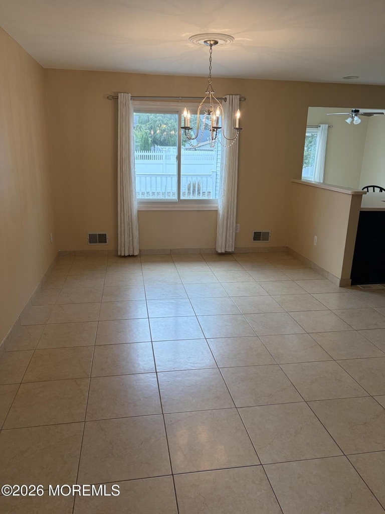413 Earl Drive - Photo 3