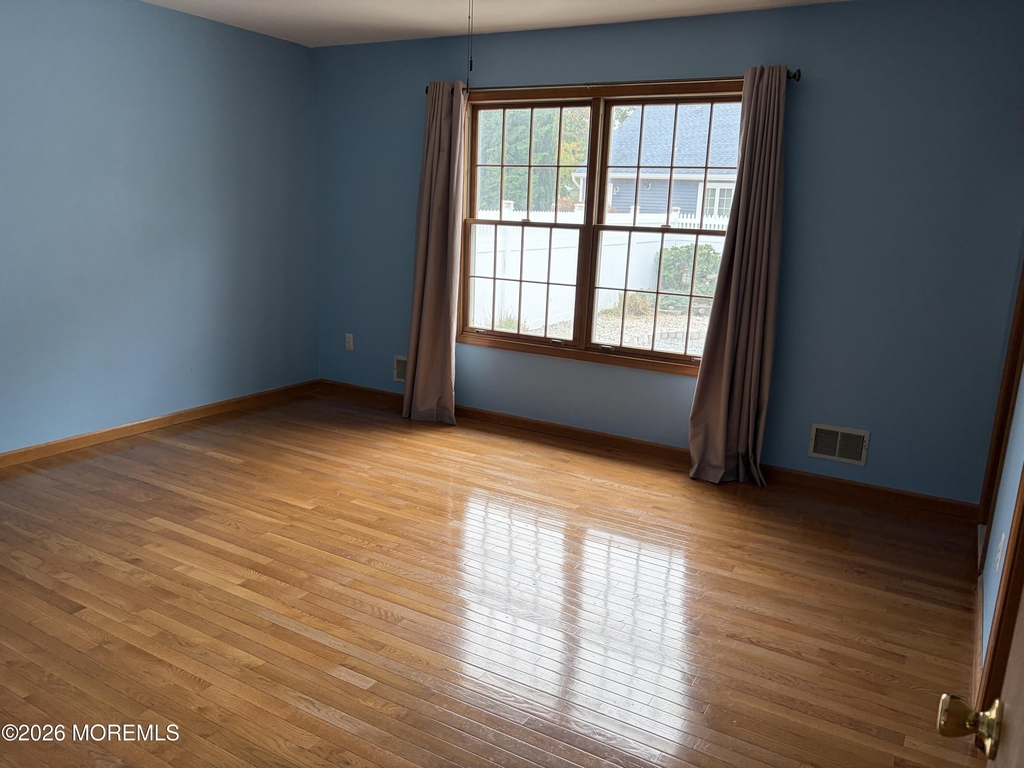 413 Earl Drive - Photo 9