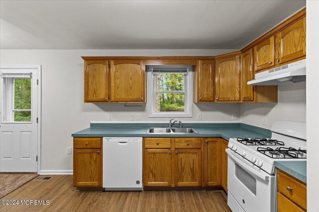 415 Dover Road - Photo 7