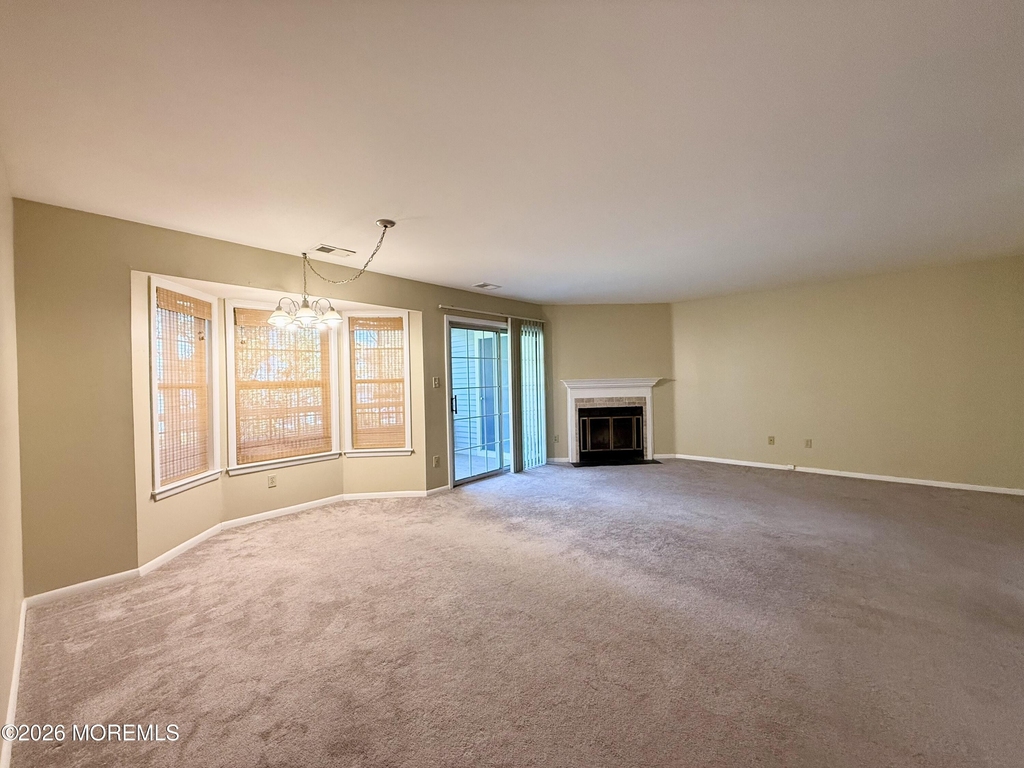 112 Lowell Court - Photo 7
