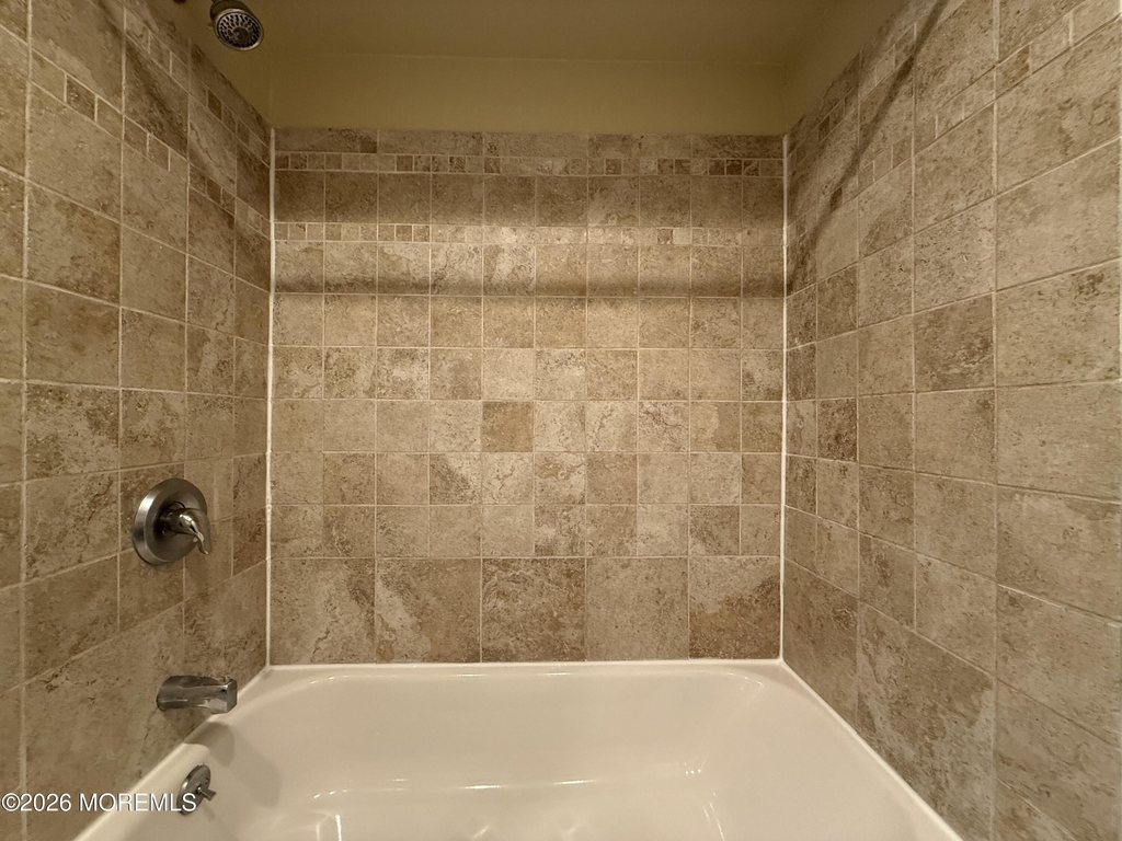 112 Lowell Court - Photo 14