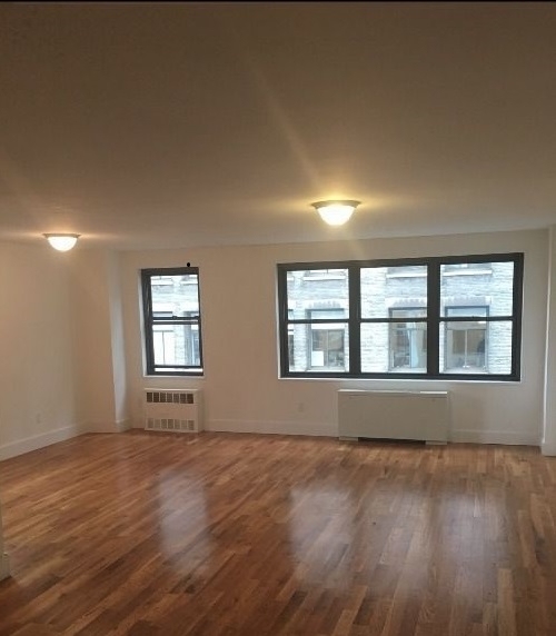 5 Avenue - Photo 2