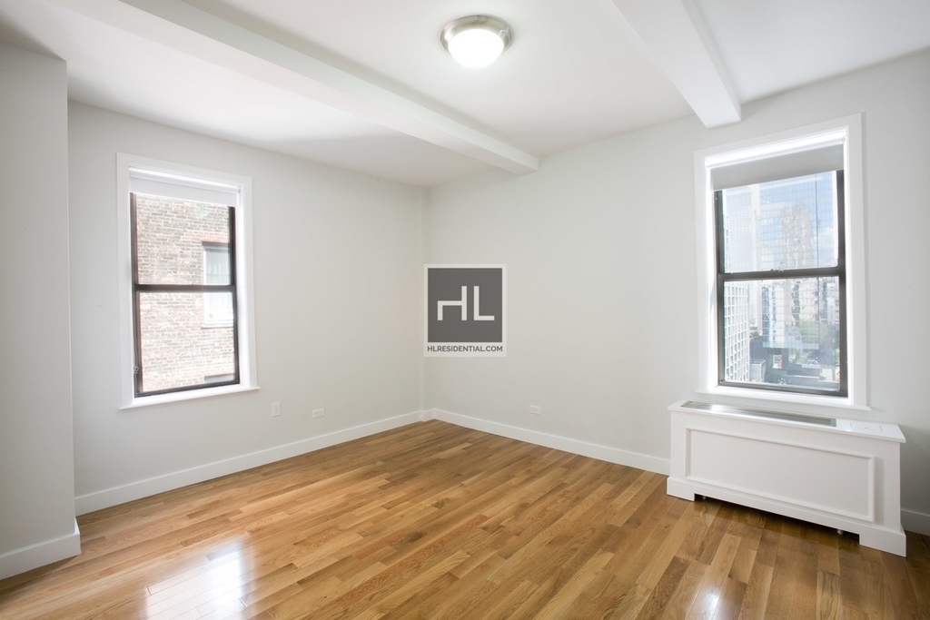 West 70th Street - Photo 4