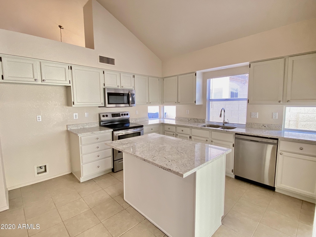 1353 N Jamaica Way - Photo 15