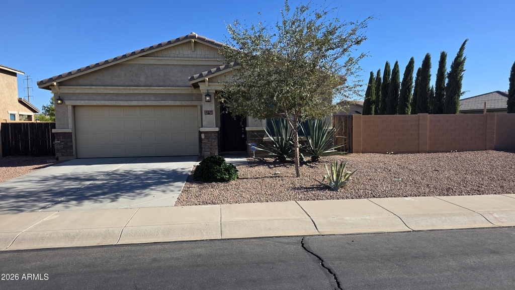 41671 W Elm Drive - Photo 1