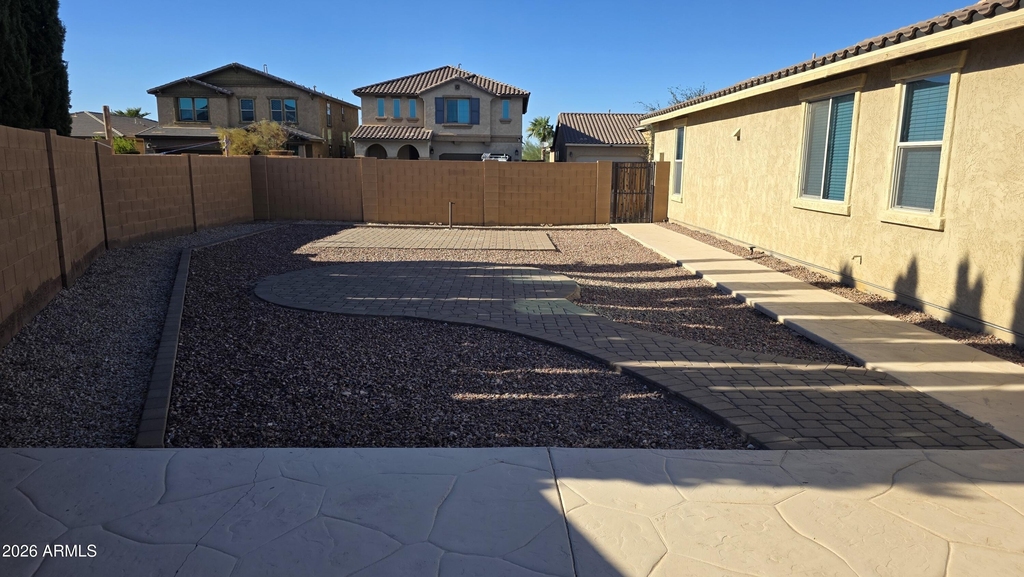 41671 W Elm Drive - Photo 19