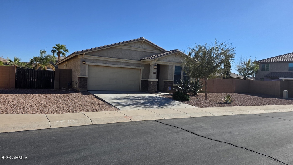 41671 W Elm Drive - Photo 0