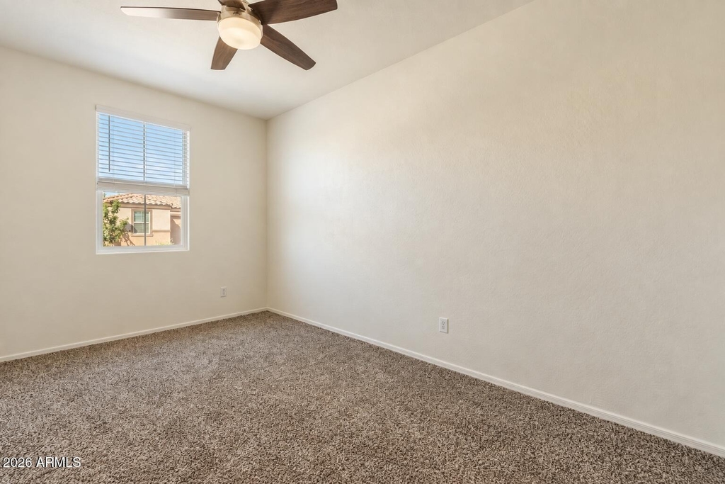 2435 W Kowalsky Lane - Photo 16