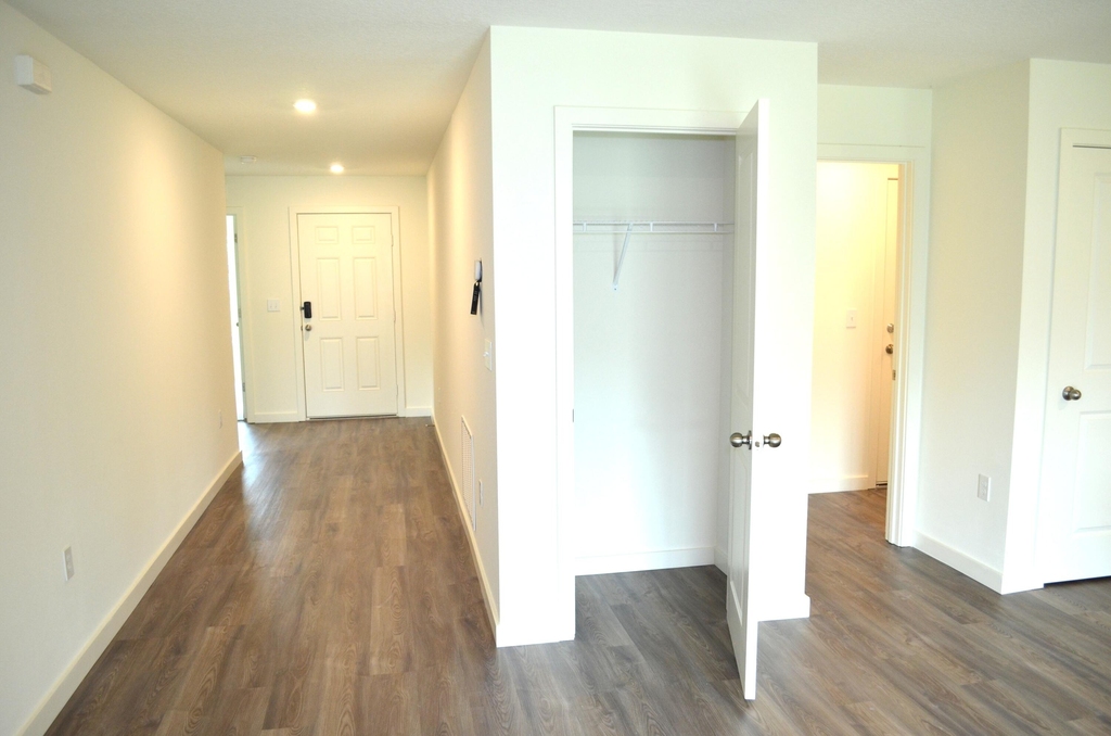 8201 Deland Avenue - Photo 19