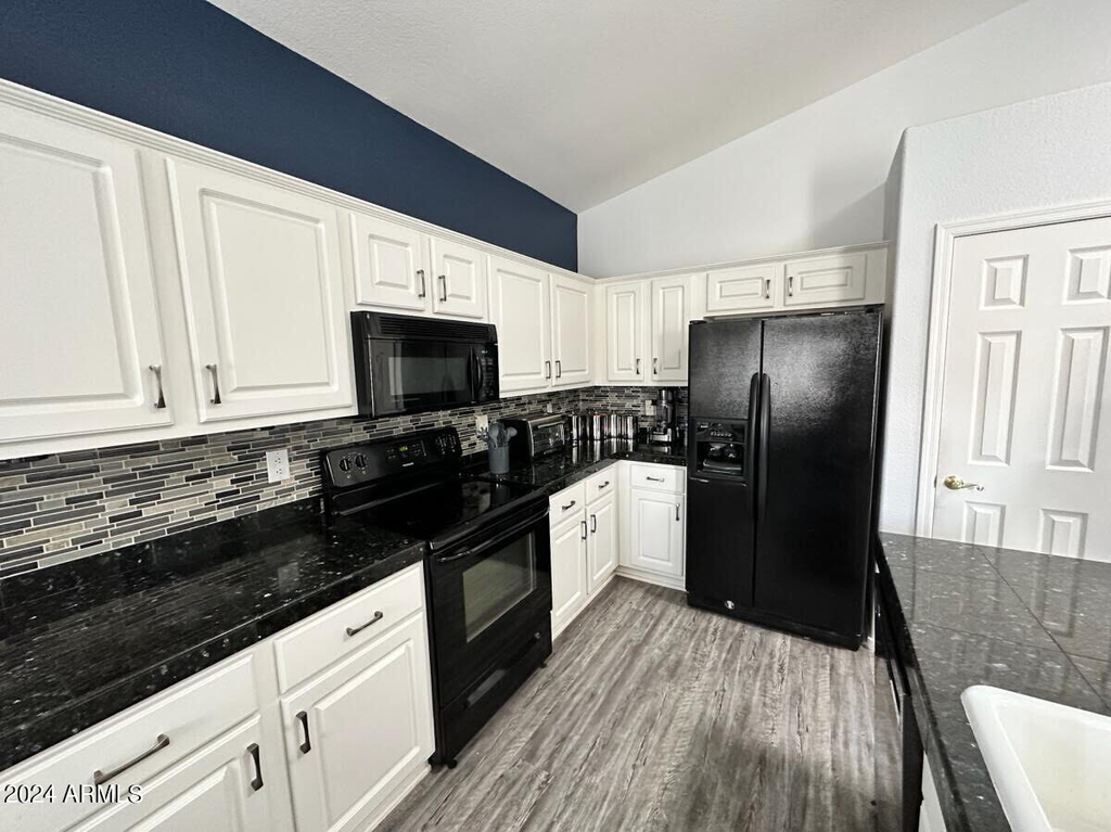 22834 N 24th Place - Photo 2