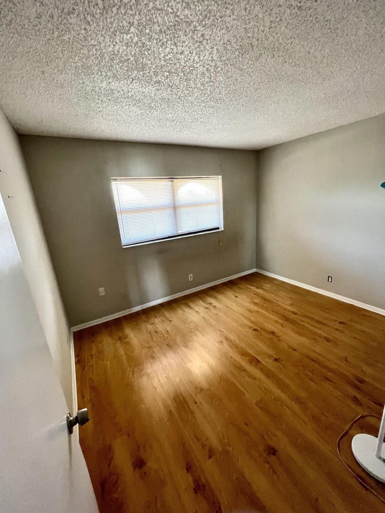 1901 W Woolbright Road W - Photo 7