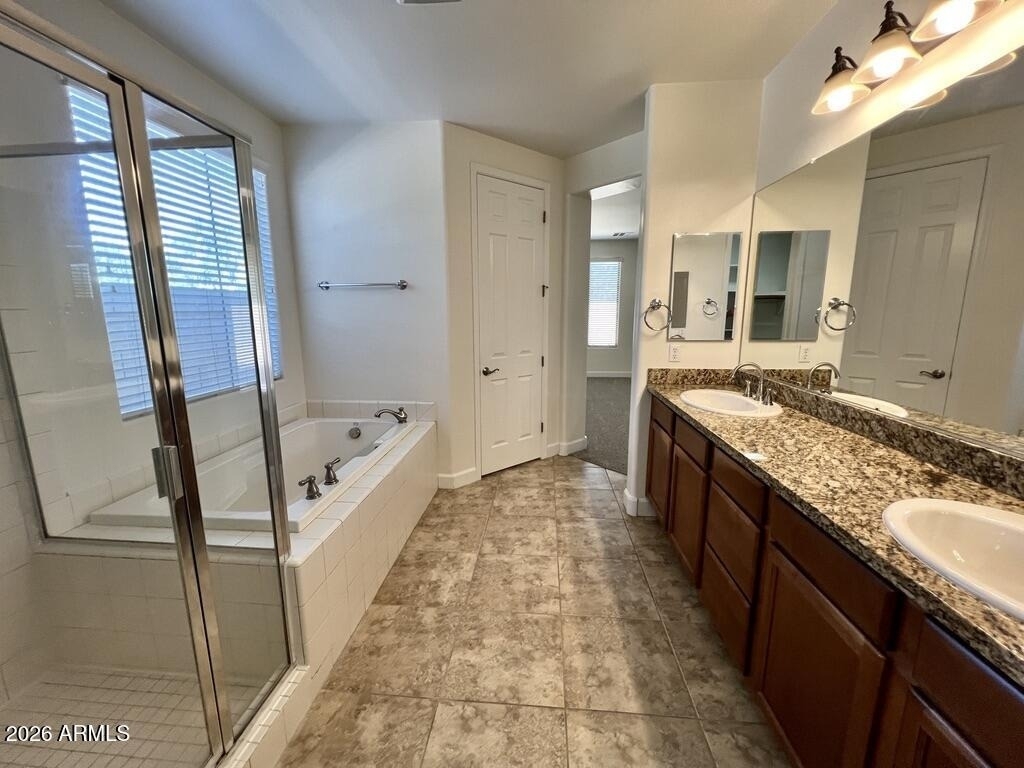 320 W Wisteria Place - Photo 13