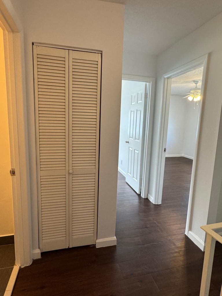 804 W Tiffany Drive - Photo 10