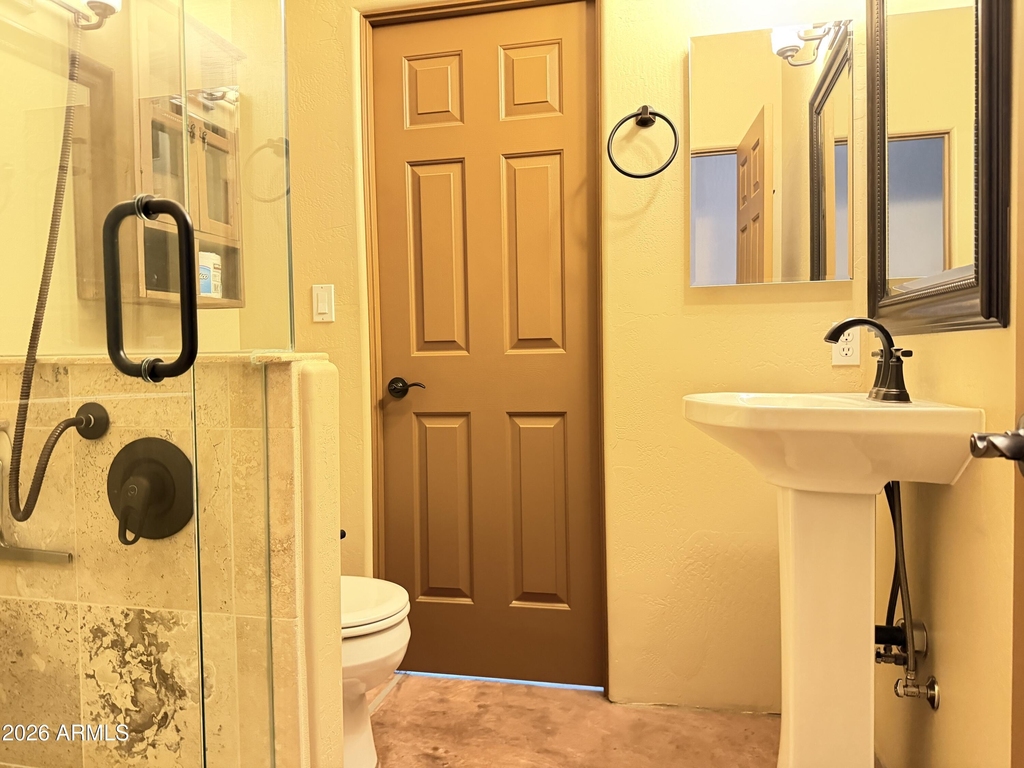 1805 E Maryland Avenue - Photo 19