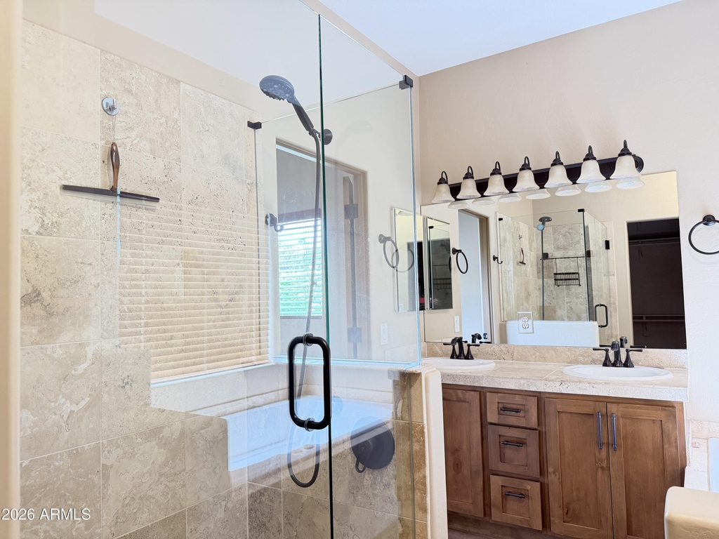 1805 E Maryland Avenue - Photo 14