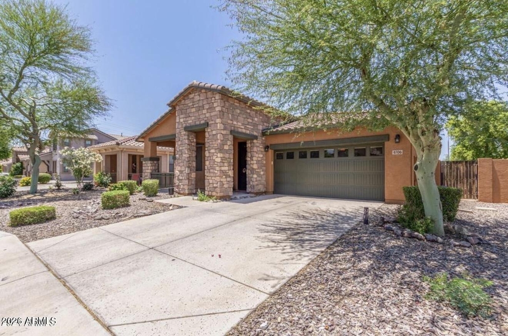 4706 S Twinleaf Drive - Photo 2