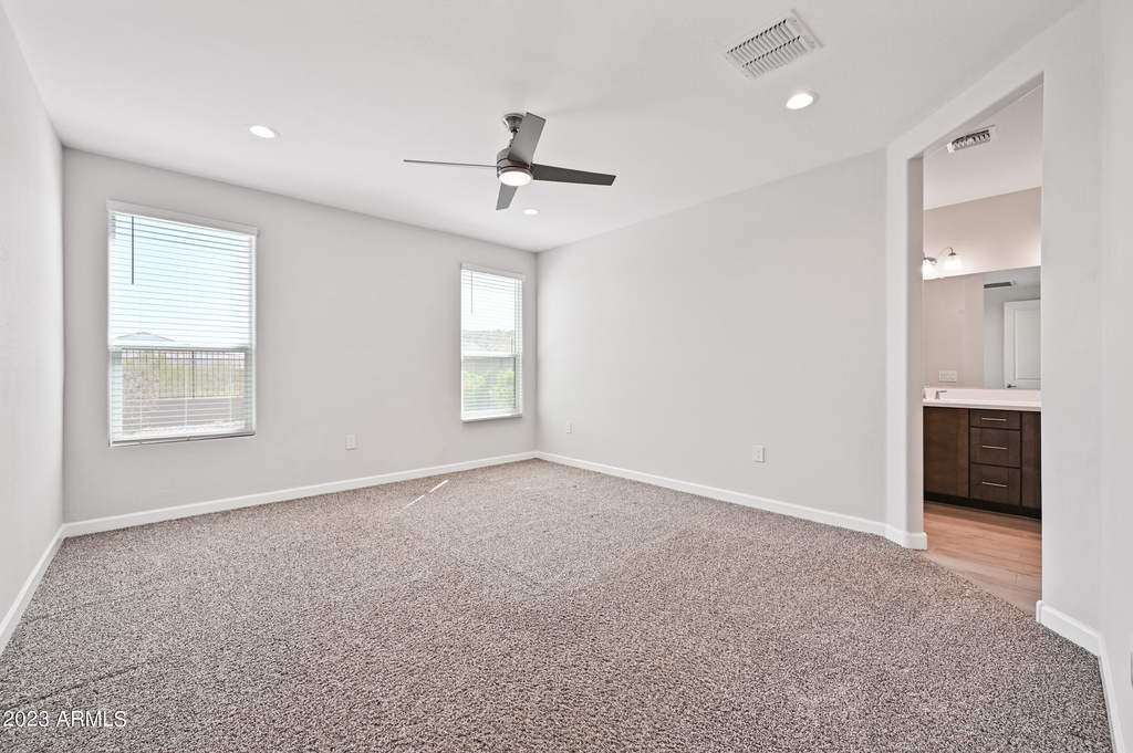 2111 E Questa Drive - Photo 13