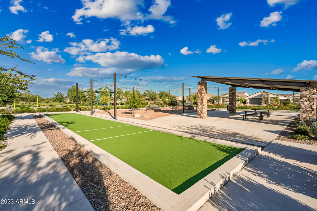 2111 E Questa Drive - Photo 32