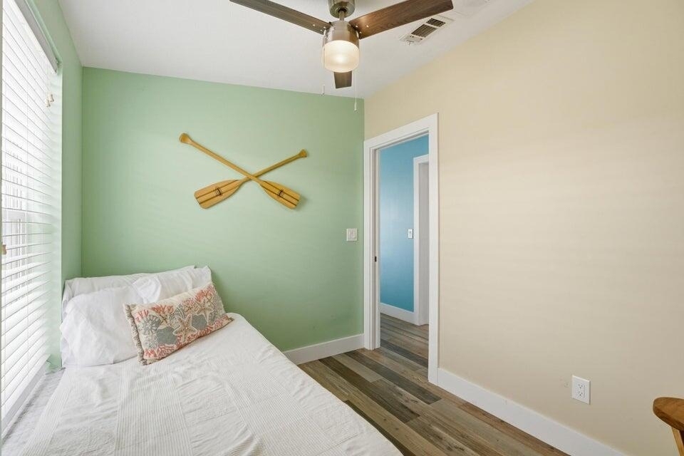 166 Nettles Boulevard - Photo 8