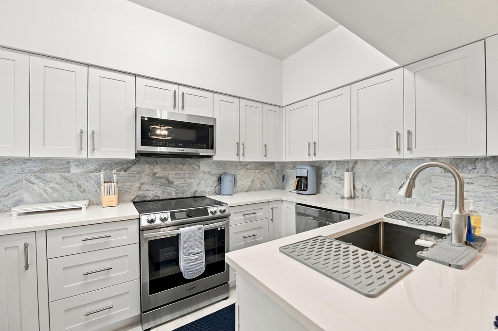 3107 Fairway Drive N - Photo 13