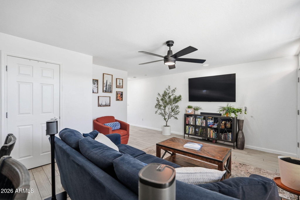 2929 N 39th Street - Photo 4