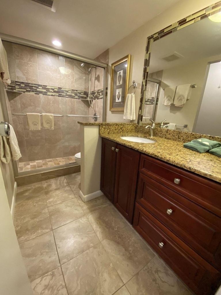 300 Waterway Drive S - Photo 10