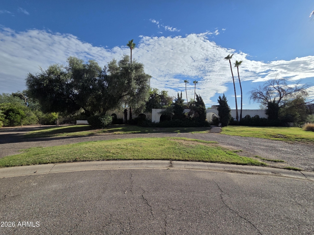 5425 E Via Los Caballos -- - Photo 35