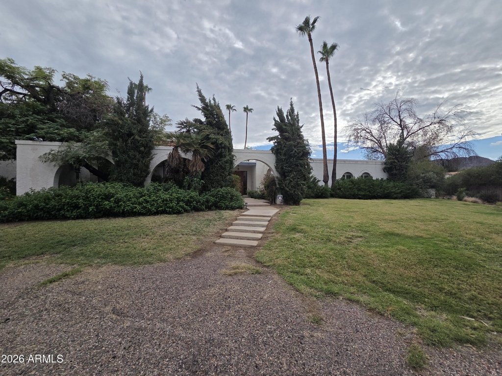 5425 E Via Los Caballos -- - Photo 37