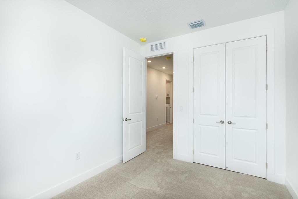 1185 Carillon Street - Photo 10