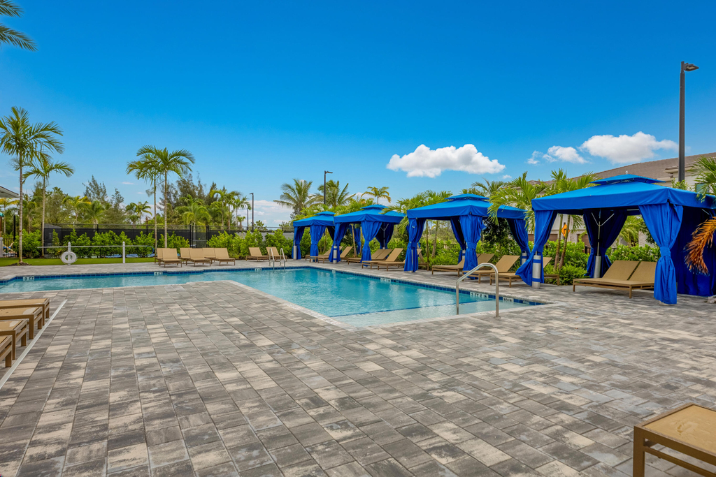 1185 Carillon Street - Photo 27