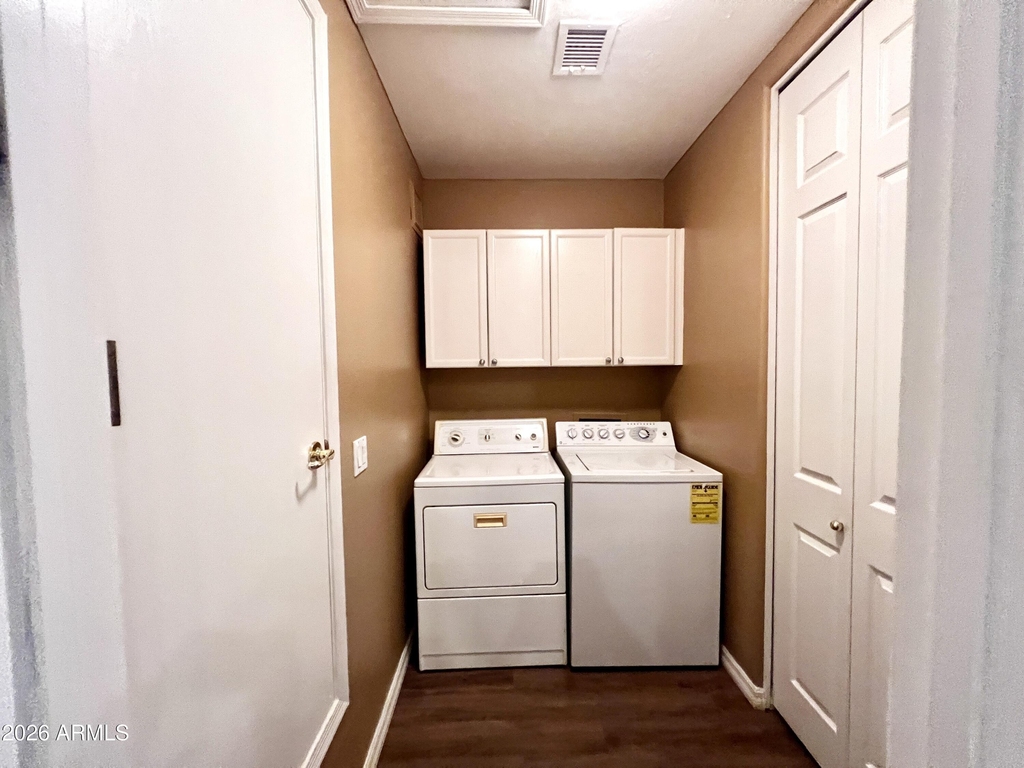 3800 S Cantabria Circle - Photo 30
