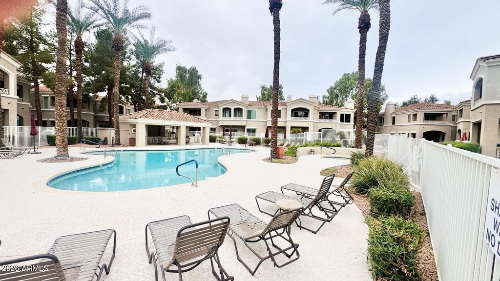 3800 S Cantabria Circle - Photo 5
