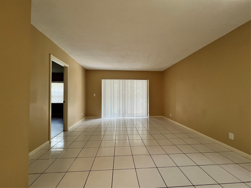 8820 Royal Palm Boulevard - Photo 1