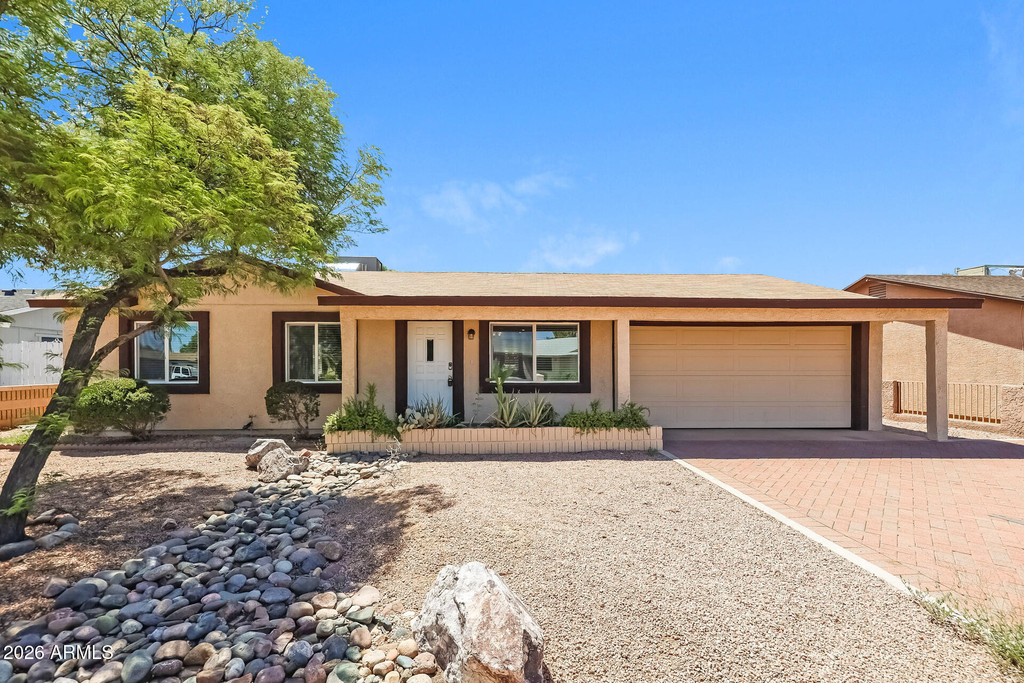 3429 E Blanche Drive - Photo 0