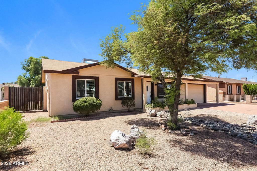 3429 E Blanche Drive - Photo 1