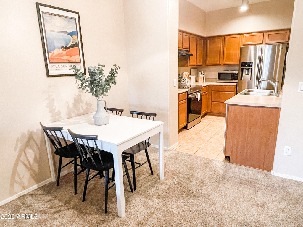 525 N Miller Road - Photo 2