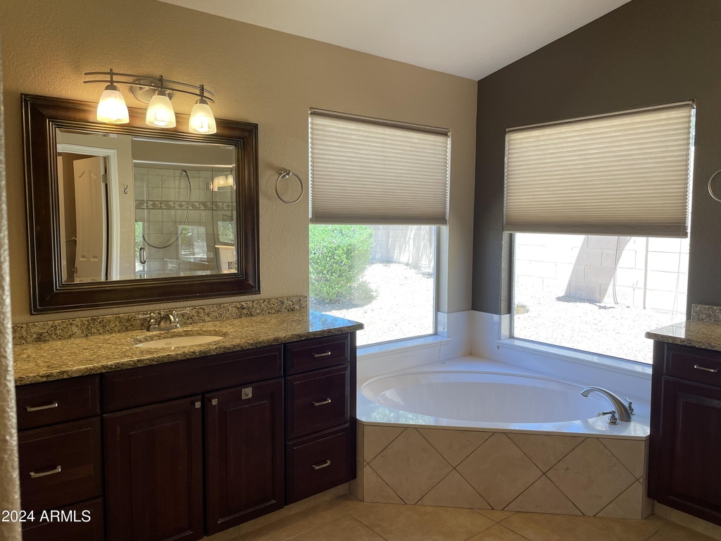 18976 N 92nd Way - Photo 24