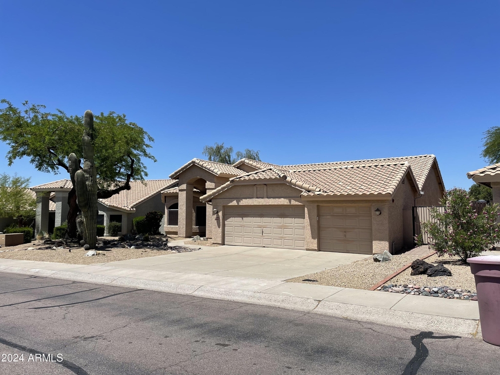 18976 N 92nd Way - Photo 2