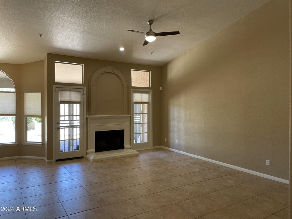 18976 N 92nd Way - Photo 8
