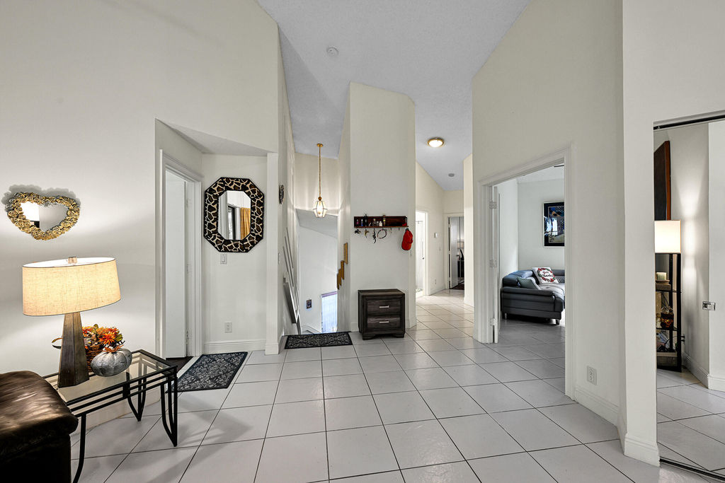 5390 Venetia Court - Photo 13