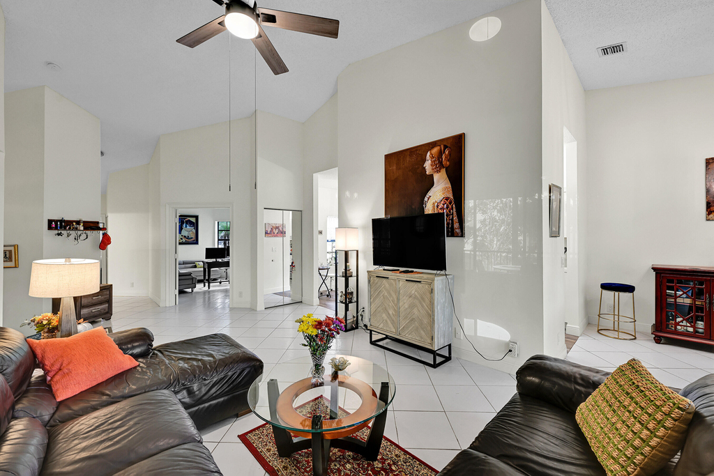 5390 Venetia Court - Photo 14