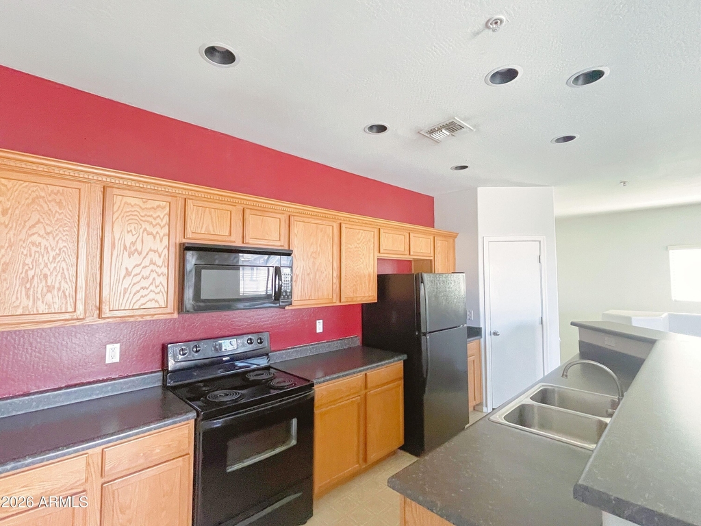 1417 N 80th Lane - Photo 6