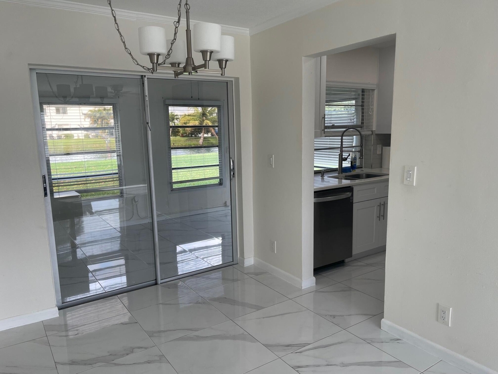 131 Nw 14th Street - Photo 5