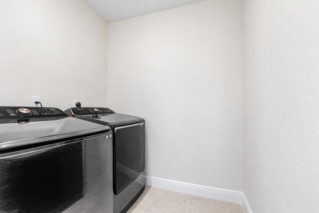 4392 Veleiros Avenue - Photo 26