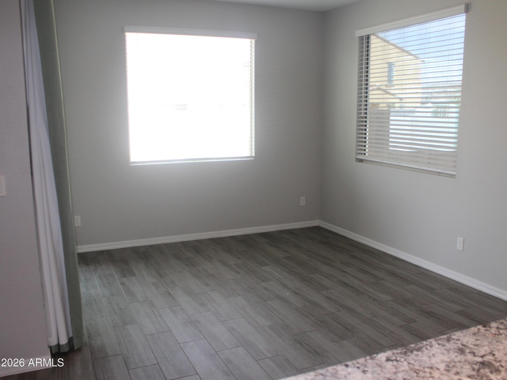 35966 W Santa Monica Avenue - Photo 8