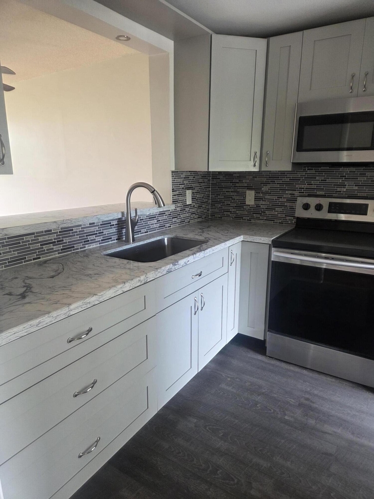 2661 S Course Drive - Photo 6
