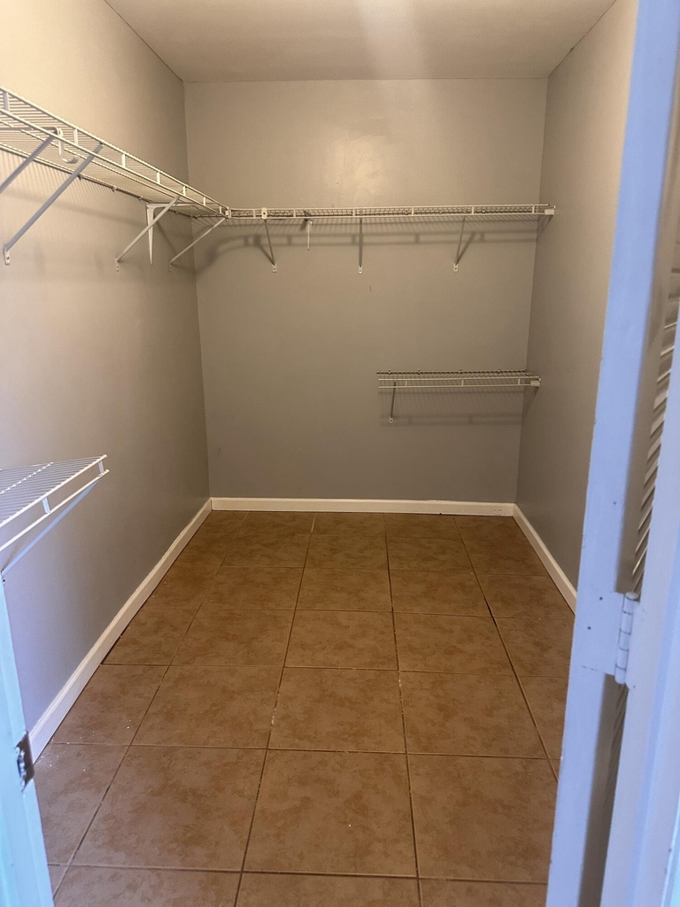 2733 Ne 1st Terrace - Photo 27